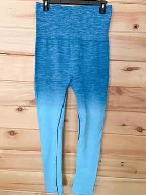 Yelete Ombré Blue Gym Yoga Leggings EUC